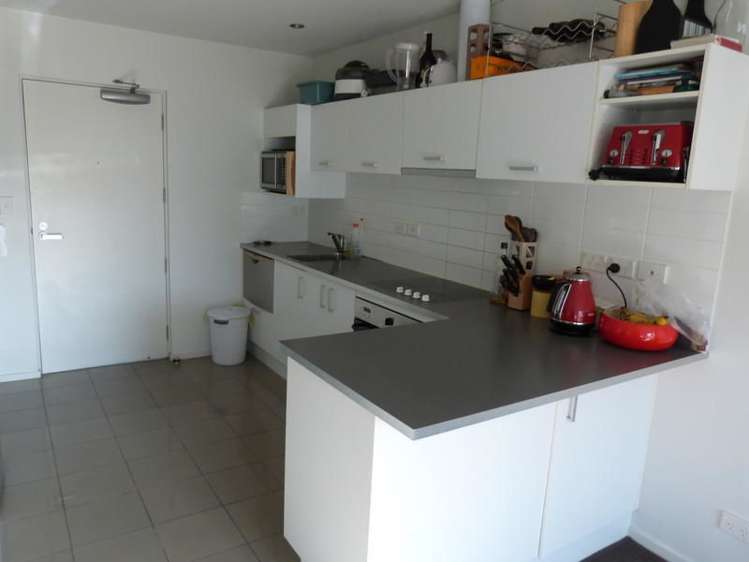 B4/71 Spencer Road Oteha_6