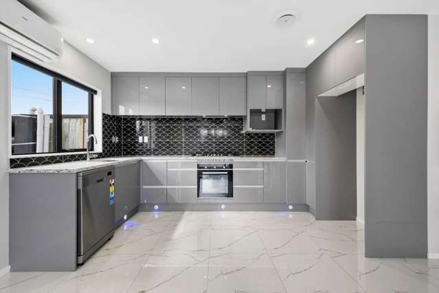 1/12 Landon Avenue Mangere East_2