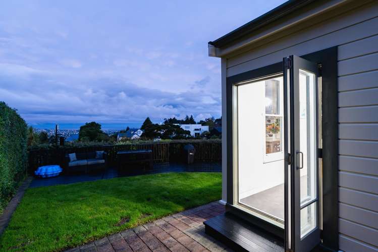 3 Strathmore Crescent Roslyn_39