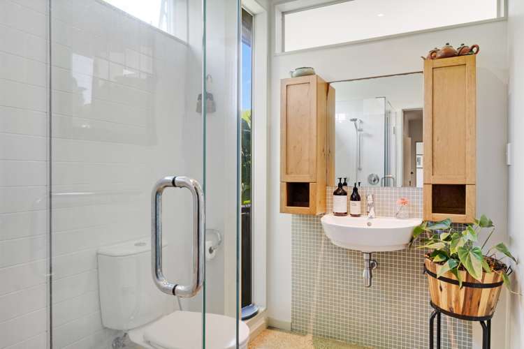 2 Berridge Road Muriwai_23