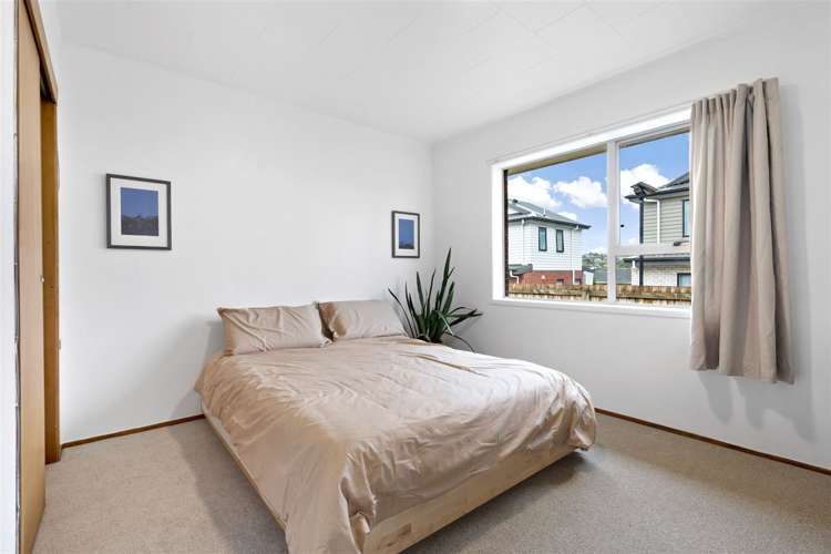 2 Border Road Henderson_9