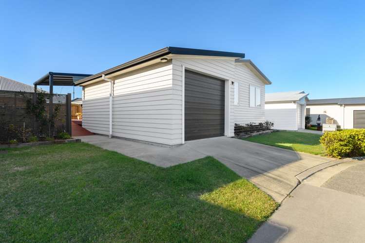 219/11 Kamahi Crescent (Golden Sands Village)_2