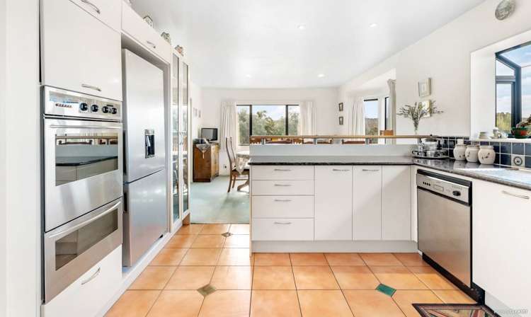 16 Sunny Crescent Huapai_4