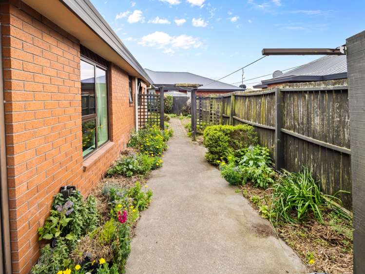 1/51 Peter Street Ashburton_12