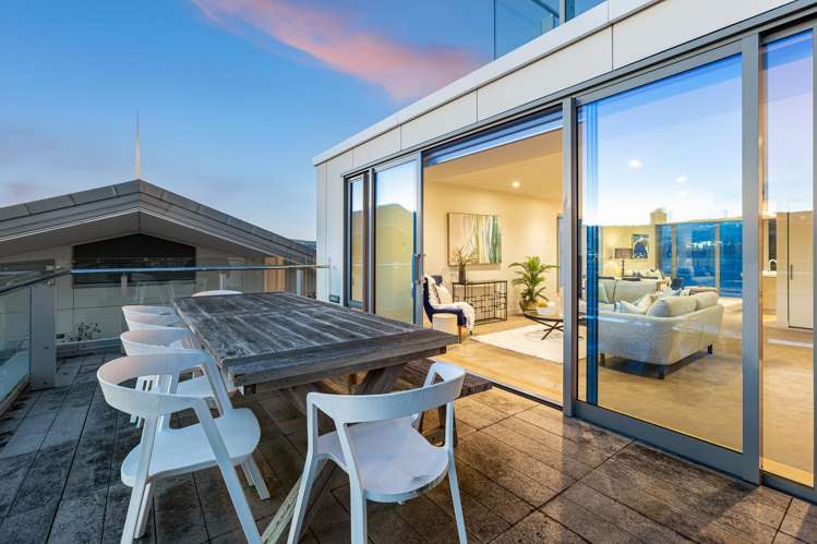 4B/8 Clyde Quay Wharf Te Aro_34