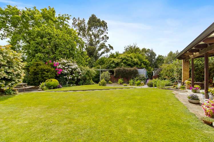 14 and 18 Bridge Street Temuka_24