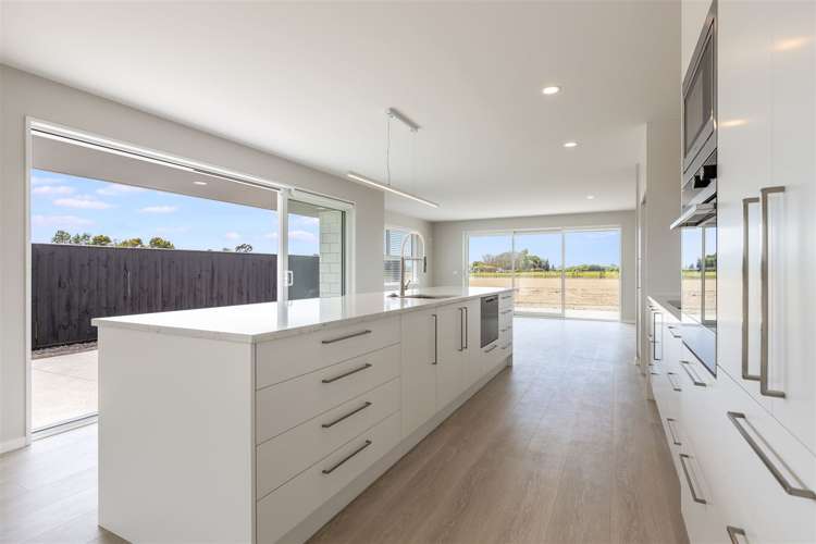 14 Whitehall Drive Springlands_4