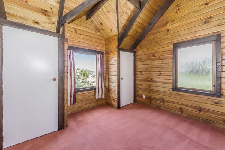 34 John Dee Crescent Red Beach_9