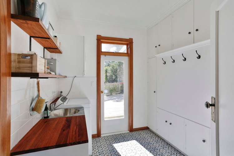 1 Tanekaha Road Titirangi_15