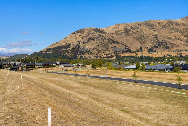 Stages 4, 5 and 6, Pembroke Terrace Wanaka_7