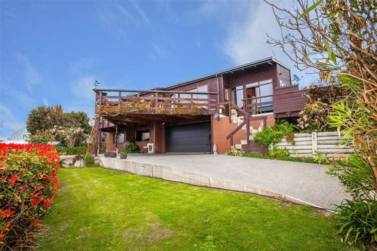 6 Cecil Wood Way Richmond Hill_1