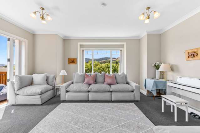 Your Dream Family Oasis Awaits in Prime Richmond!