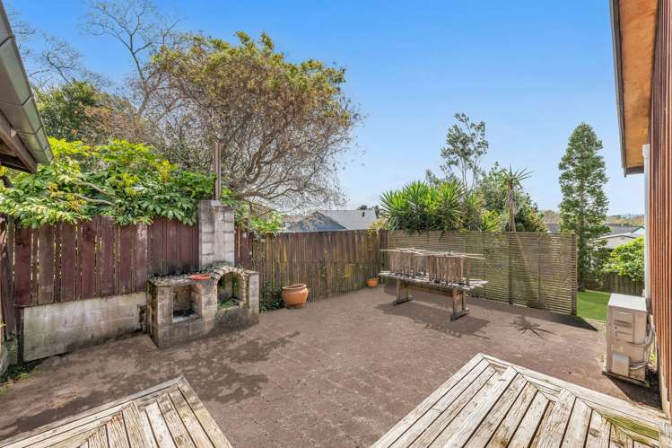 35 Rushgreen Avenue Pahurehure_8