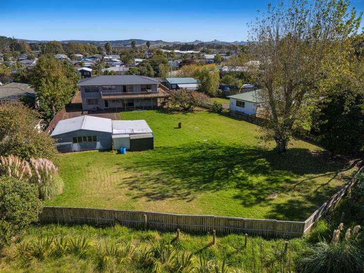 29 Parakai Avenue Parakai_36