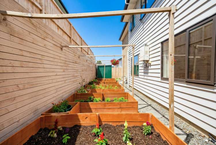 31 Shibata Rise Ranui_33