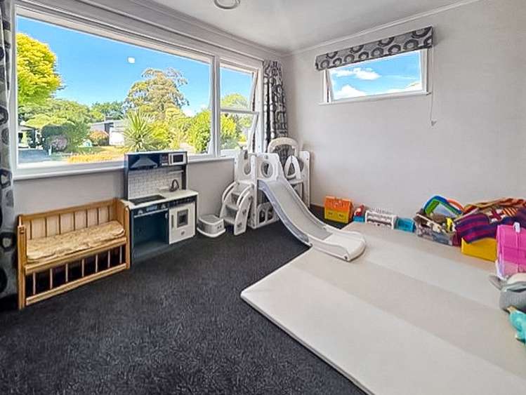 26 Fairview Avenue 10643_13