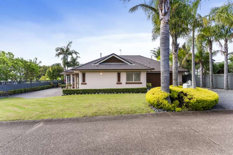 23 English Oak Drive Schnapper Rock_17