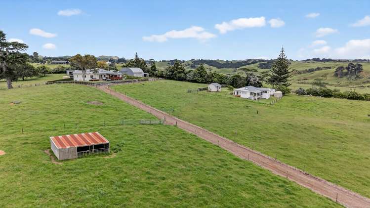 00 Awhitu Road Waiuku_8