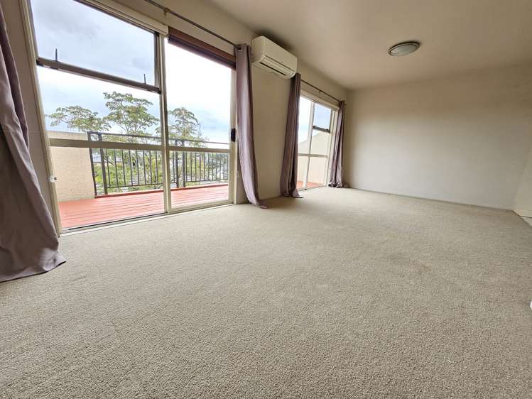 7/11 Spencer Road Oteha_5