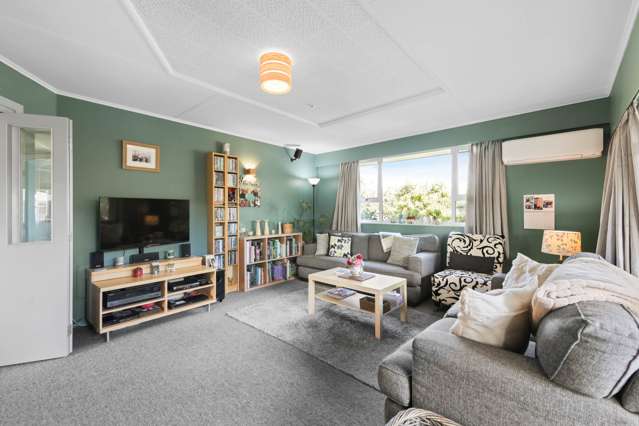 Urban Oasis - Quiet, Comfortable & Convenient