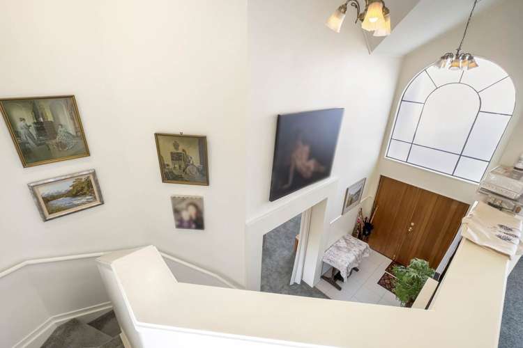 2/10 Worcester Road Meadowbank_16