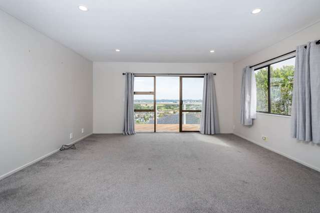 2/594 East Coast Road Pinehill_2