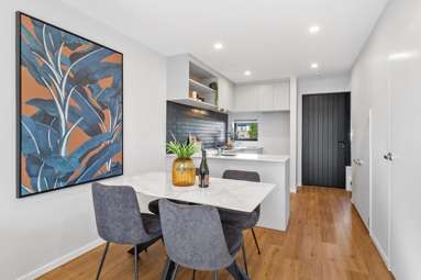 2/119 Bruce Mclaren Road_2