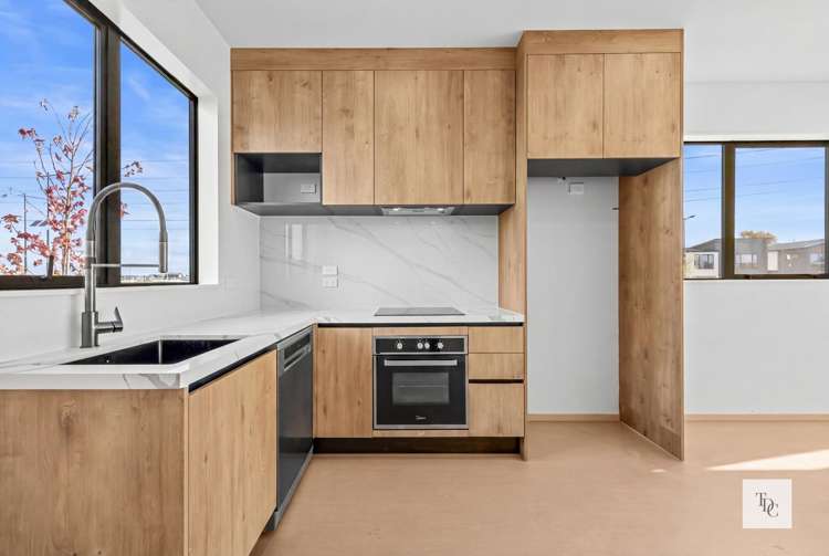 1,3 & 5 Wingrove Close_2