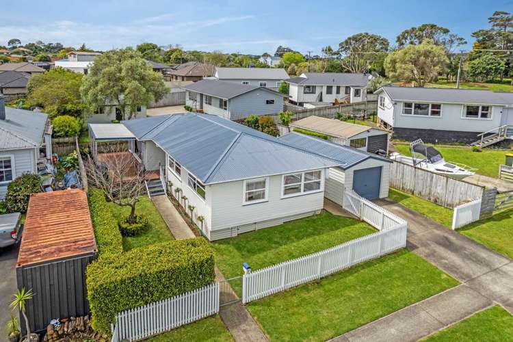 16B Campbell Street Waiuku_15