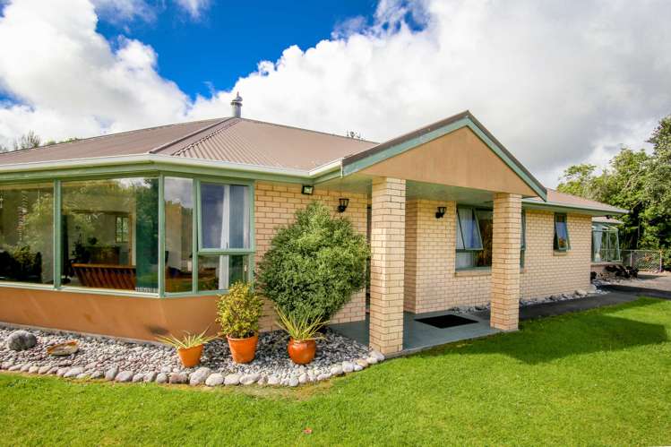 37 Kew Road Westport_13