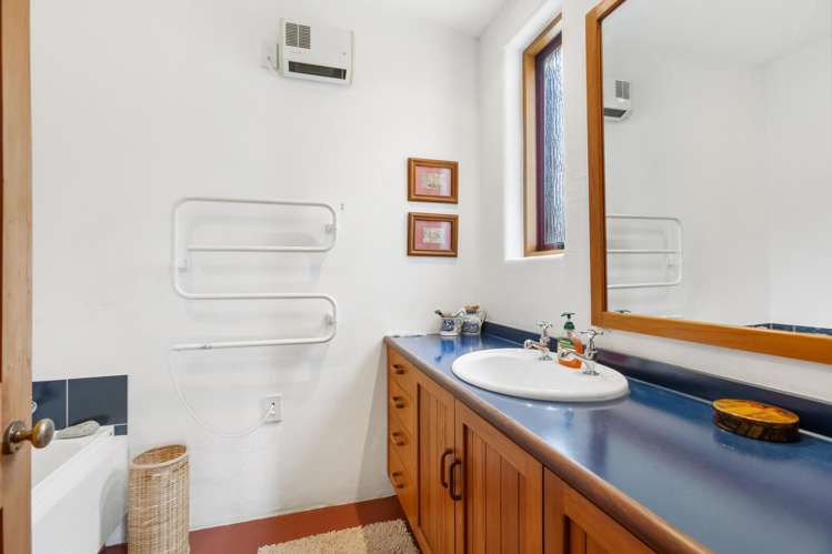 204 Heaney Road Cromwell_16