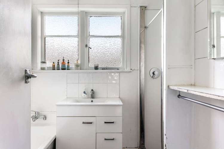 225 Crawford Road Kaiti_21