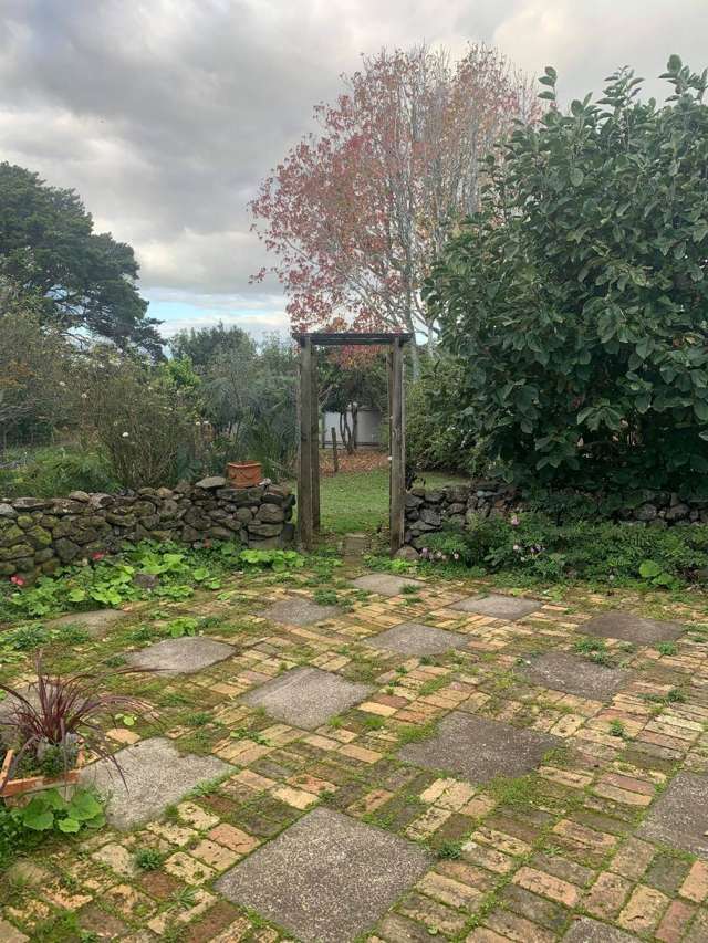 1235 Waiuku Road Waiuku_1