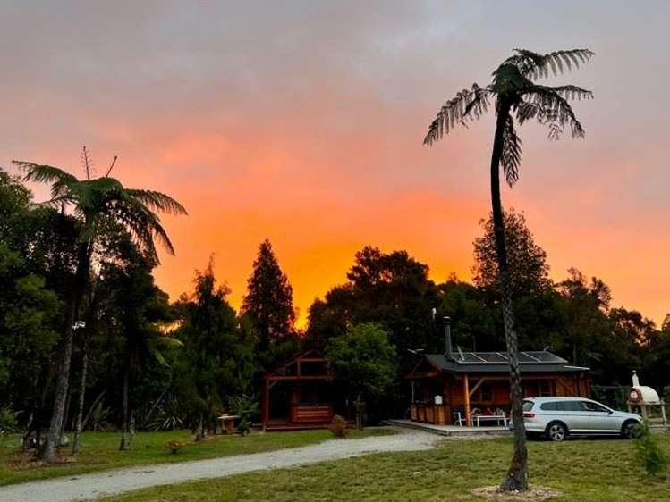 7 Banbury Street Waimangaroa_2