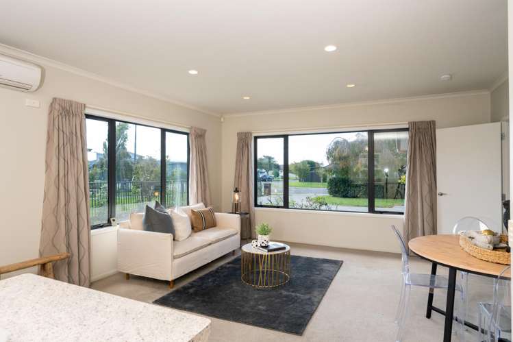 25 Arbuckle Road Frimley_1