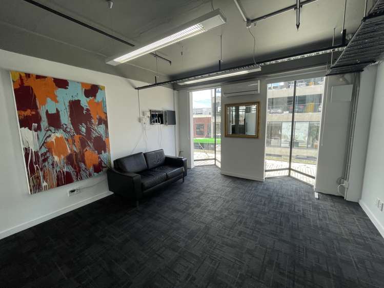 88 Broadway Newmarket_3