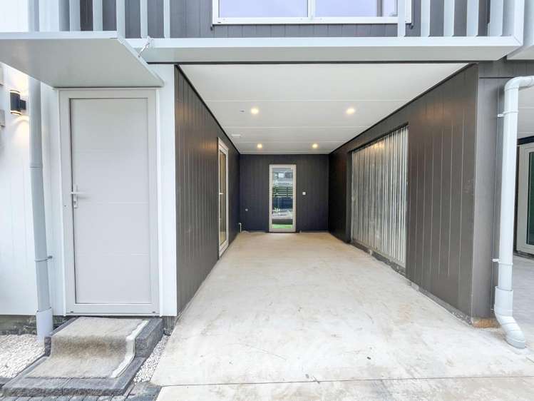 6/9 Aeroview Drive 1603_15