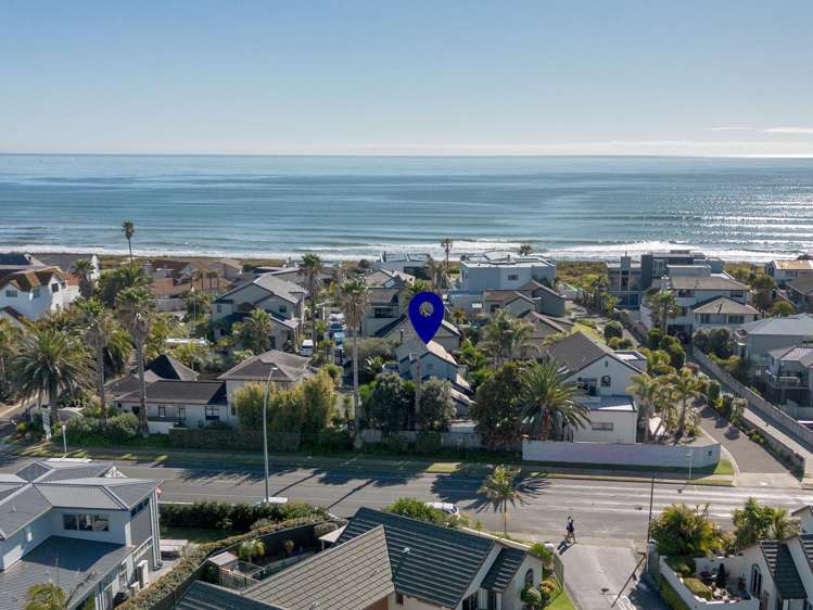 2/199 Papamoa Beach Road_1