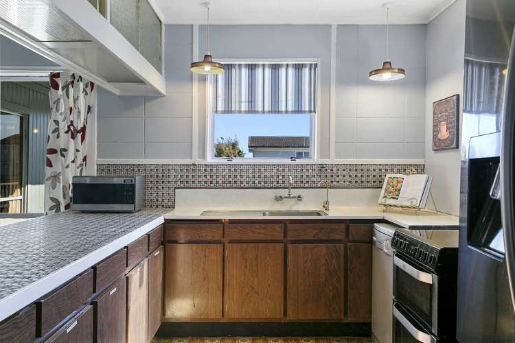 6 Regents Grove Richmond Heights_5