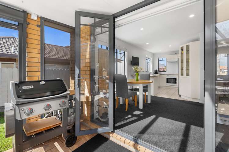 108 Lakeside Drive Orewa_10