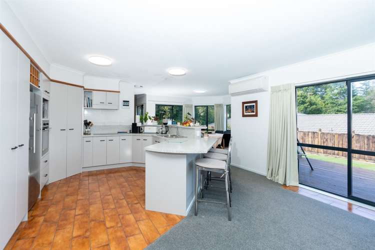 103 Dixon Road Glenview_1