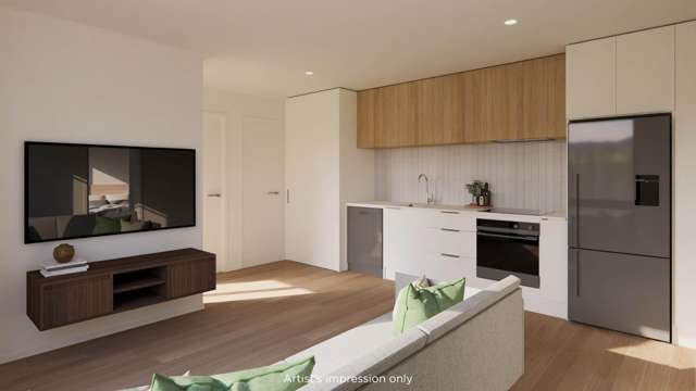 3+2 home and income opportunity!