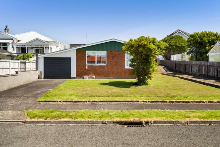 11 Victoria Street Hawera_21
