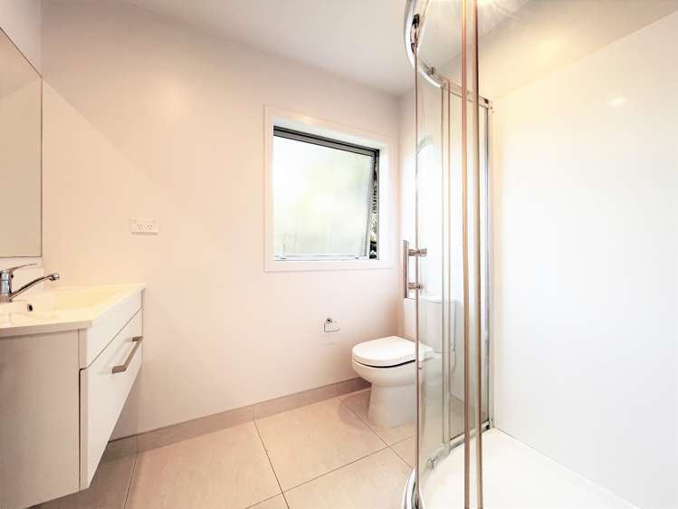 21a Liston Crescent Cockle Bay_8