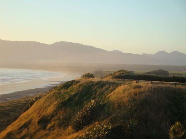 61 The Cliffs Tuatapere_8