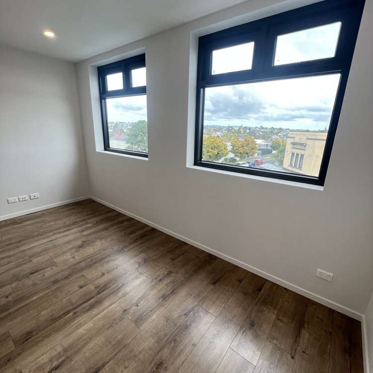 202/1a Kings Road Mount Roskill_2