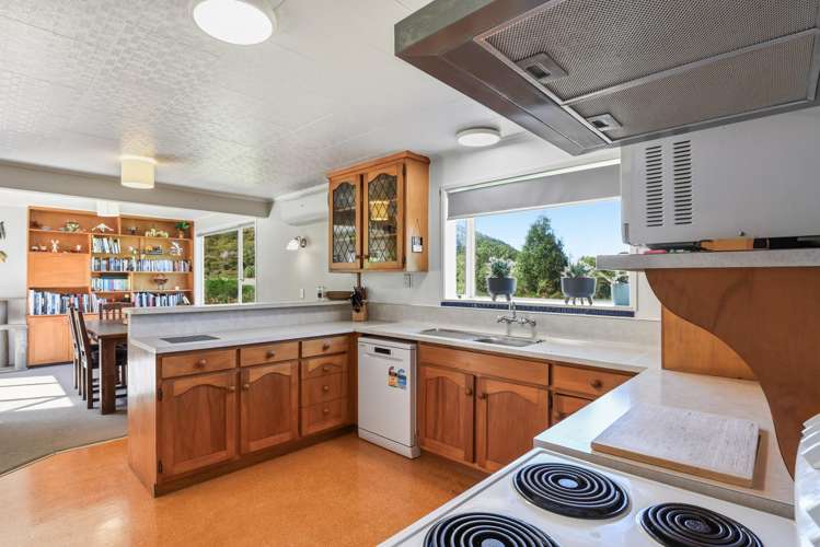 878 Te Kopia Road Waikite Valley_6