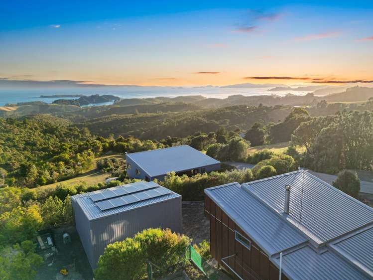 1041 Wainui Road_0