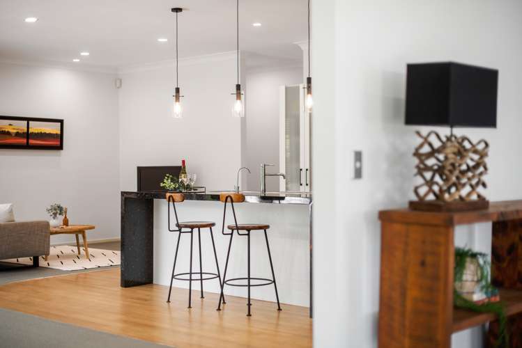 43 The Esplanade Huntington_10