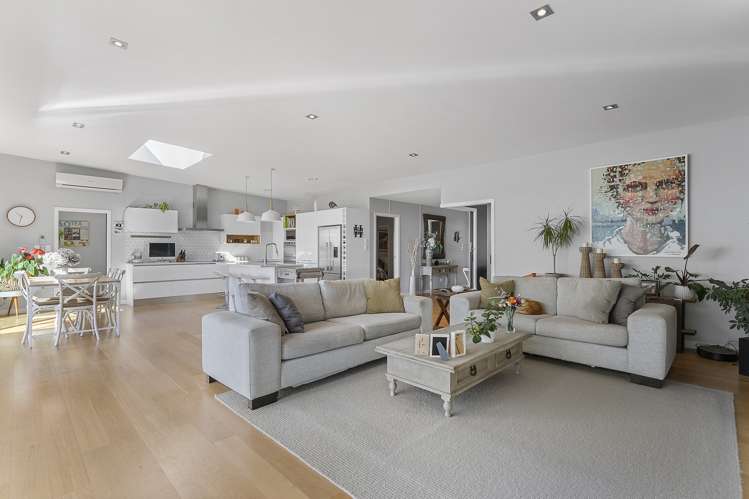 79 Liberty Crescent Beachlands_5